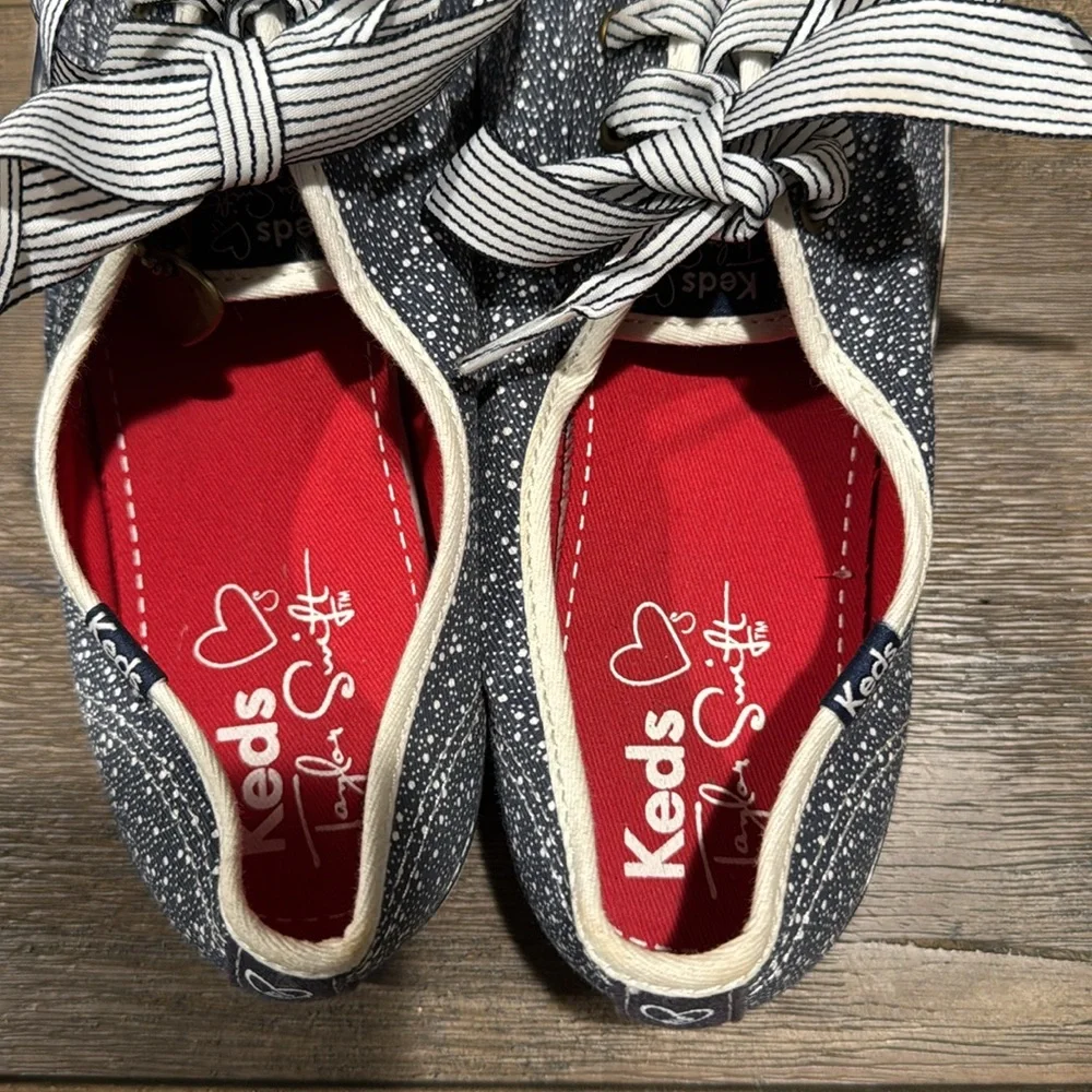 Keds women’s navy